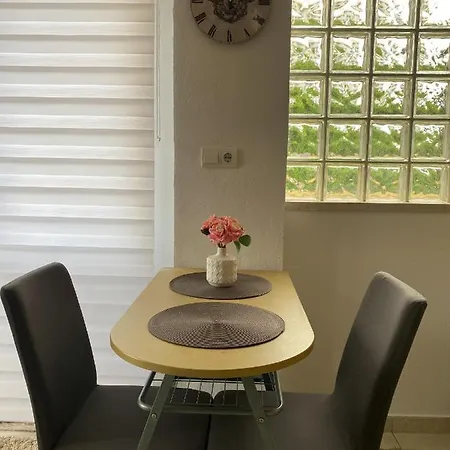 Le Jardin De Daniele شقة